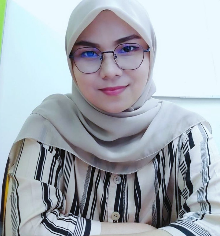 Elfina Maulid, S.Pd., M.Kom